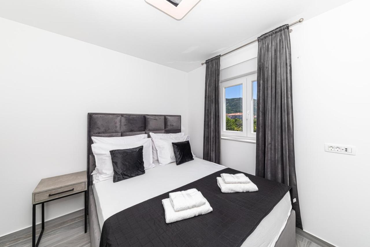 Rooftop New Castel 2023 Kastela Exterior photo